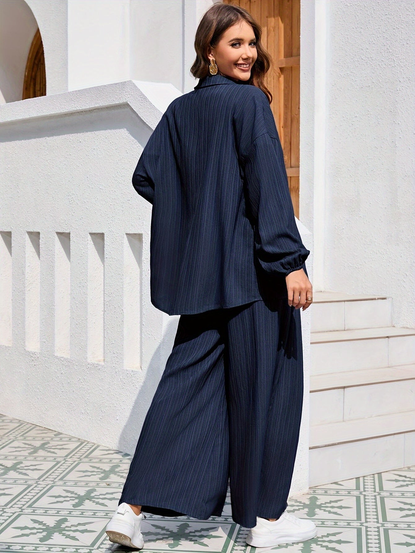 Conjunto Elegante – Camisa de Manga Lanterna e Calça Wide-Leg