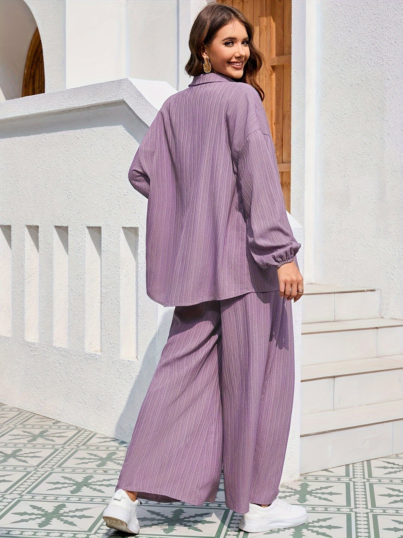 Conjunto Elegante – Camisa de Manga Lanterna e Calça Wide-Leg