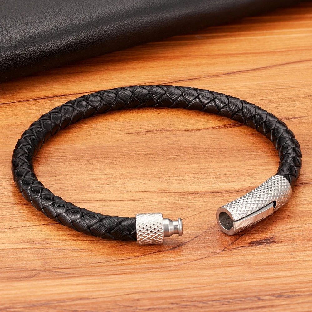 "Pulseira Masculina em Couro e Aço Inoxidável – Estilo Industrial Minimalista"