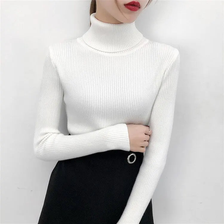 Suéter Lumina™ - Gola Alta Feminino em Tricô Premium com Ajuste Slim e Toque Aveludado