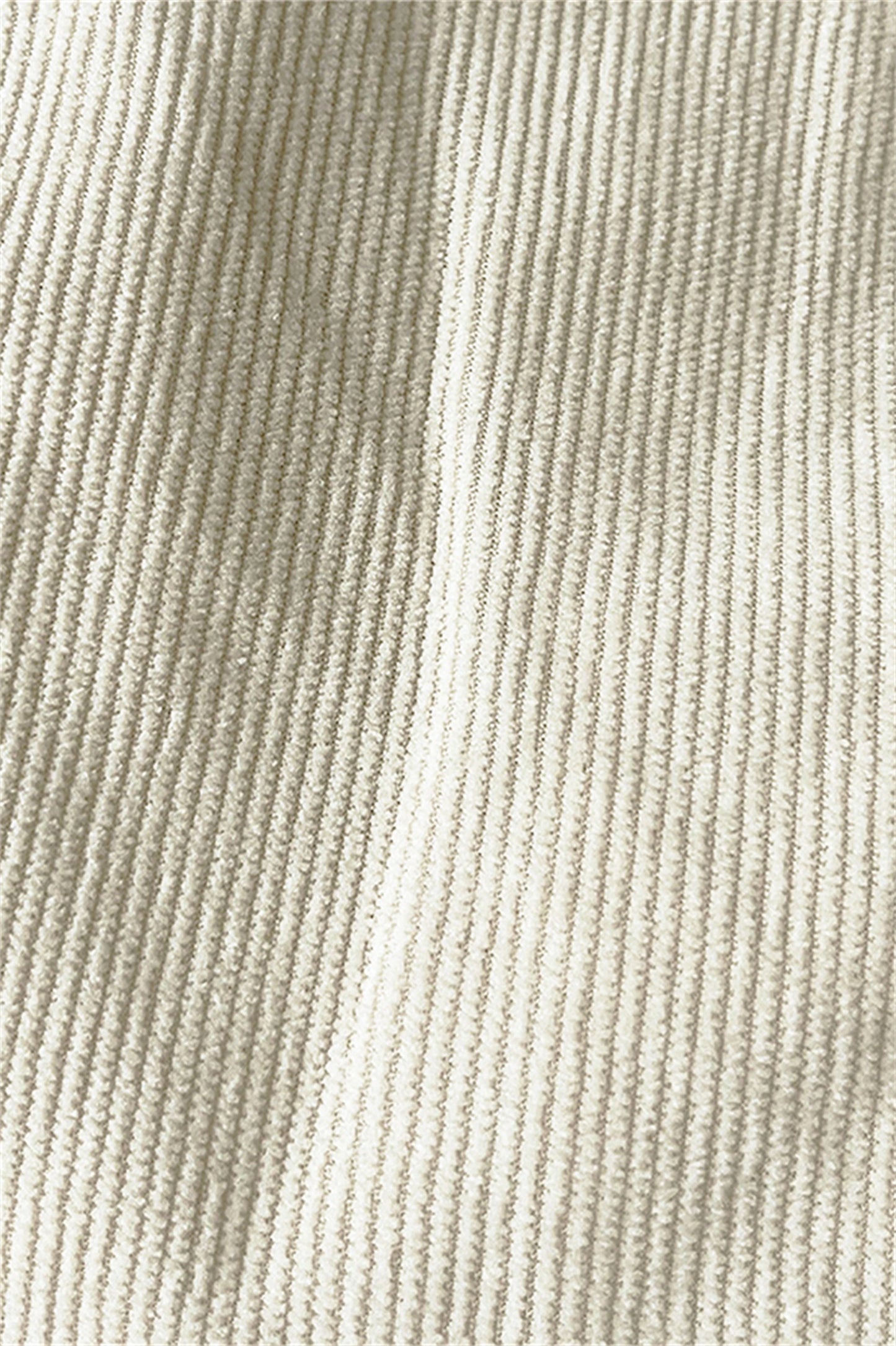 Conjunto Minimalista em Veludo Cotelê – Camisa e Bermuda Casual