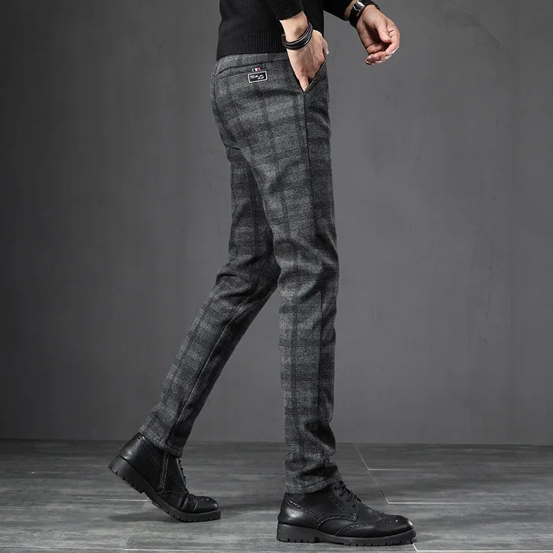 Calça Masculina em Tecido Macio - Estilo Coreano Casual para Outono e Primavera - Slim Fit Reto com Elastano