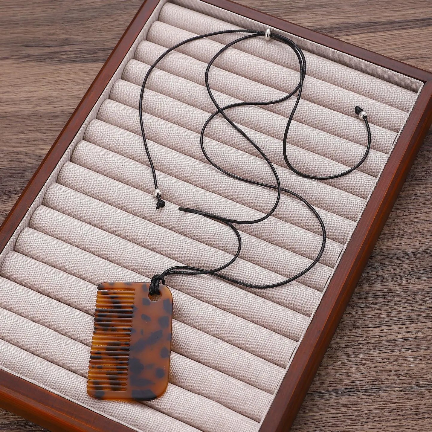 Colar Aura Crest Collection