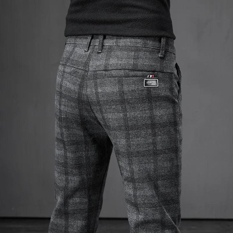 Calça Masculina em Tecido Macio - Estilo Coreano Casual para Outono e Primavera - Slim Fit Reto com Elastano