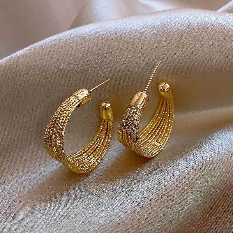 Brincos Hoop Quadrados Oversized – Estilo Punk Vintage em Metal Prateado