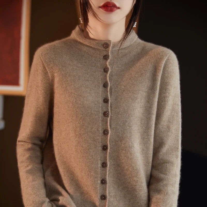 Cardigan Feminino Premium em Lã Australiana – Elegância Francesa para Outono/Inverno