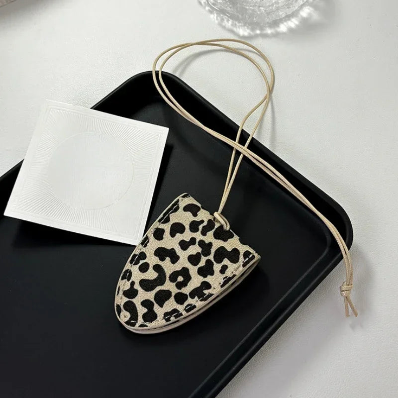 Colar Luxe Prowl Collection