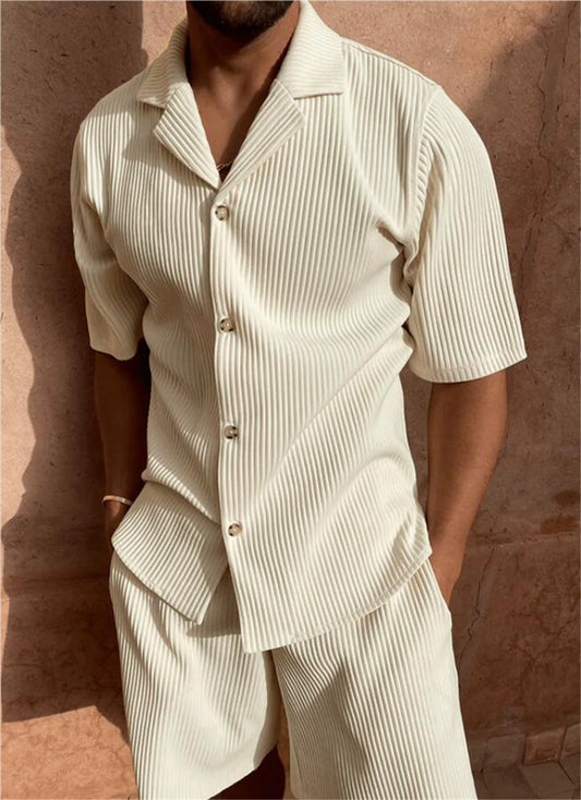 Conjunto Minimalista em Veludo Cotelê – Camisa e Bermuda Casual