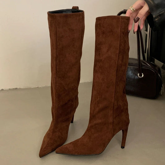 Aveline Knee Boot