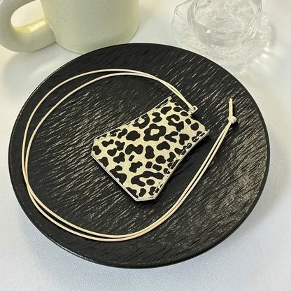 Colar Luxe Prowl Collection