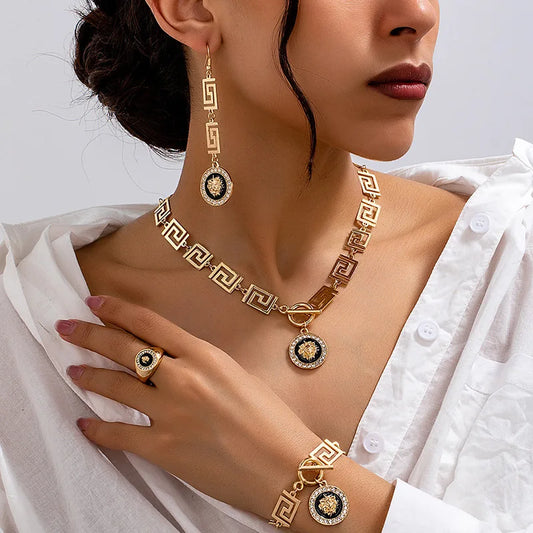 Conjunto de Joias Majestic Lion – Elegância Atemporal